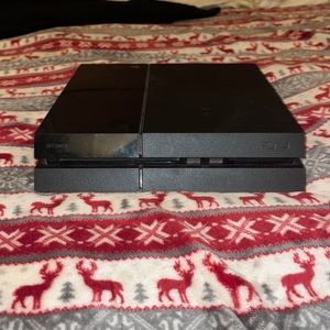 Ps4 black 500gb(controller not included)